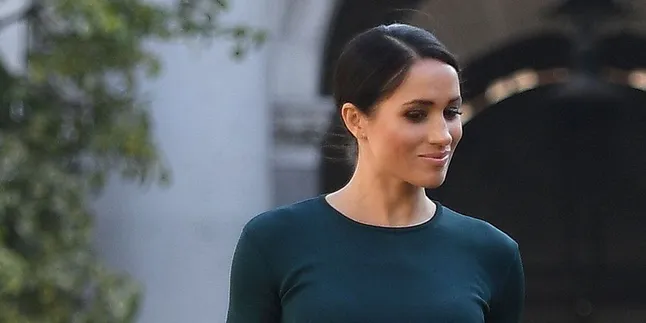 Tampil Memesona di BFA 2018, Meghan Markle Kembali Langgar Protokol Kerajaan Inggris