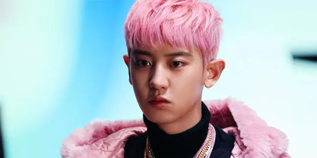 Tampil Serba Pink Saat Syuting MV 'OBSESSION', Visual Chanyeol EXO Ganteng Banget! Tampil Serba Pink Saat Syuting MV 'OBSESSION', Visual Chanyeol EXO Ganteng Banget!
