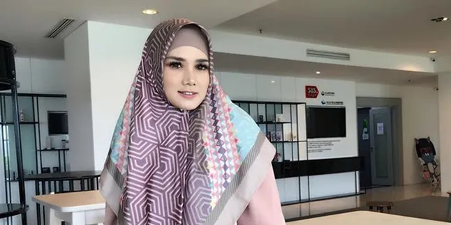 Tampil Tanpa Hijab di Acara TV, Begini Penjelasan Mulan Jameela