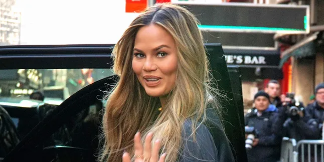 Tamu Baby Shower Kedua Chrissy Teigen Penuh Seleb & Sosialita Tamu Baby Shower Kedua Chrissy Teigen Penuh Seleb & Sosialita