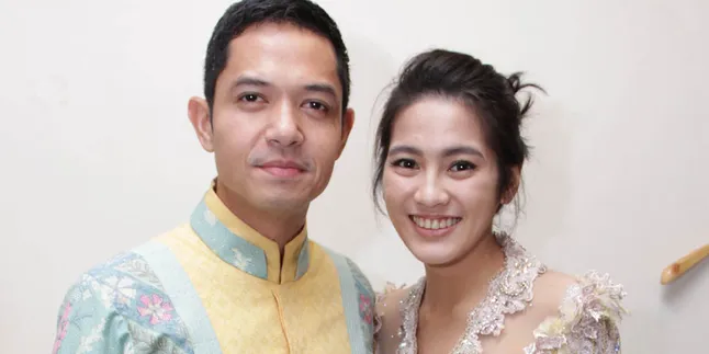 Tanggal Pernikahan Dude Harlino-Alyssa Soebandono Terungkap! Tanggal Pernikahan Dude Harlino-Alyssa Soebandono Terungkap!