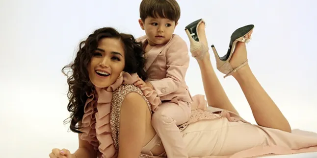 Tanggapi Acara Alay, Jessica Iskandar: Gak Suka, Gak Usah Nonton Tanggapi Acara Alay, Jessica Iskandar: Gak Suka, Gak Usah Nonton