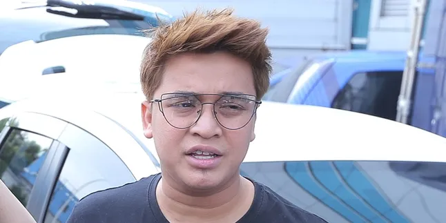 Tanggapi Video Viral Artis Diduga KH, Billy Syahputra: Kecil Aja Sombong Tanggapi Video Viral Artis Diduga KH, Billy Syahputra: Kecil Aja Sombong