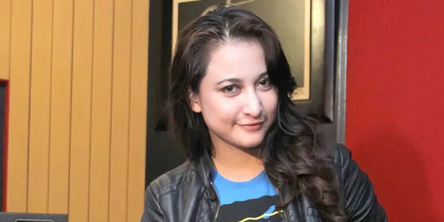 Tanpa Dibayar, Rinada Ciptakan 2 Lagu Untuk Wakil Walikota Bandung