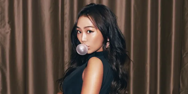 Tanpa Make-up, Hyorin Sistar Selfie Bareng Ibunya Yang Awet Muda Tanpa Make-up, Hyorin Sistar Selfie Bareng Ibunya Yang Awet Muda