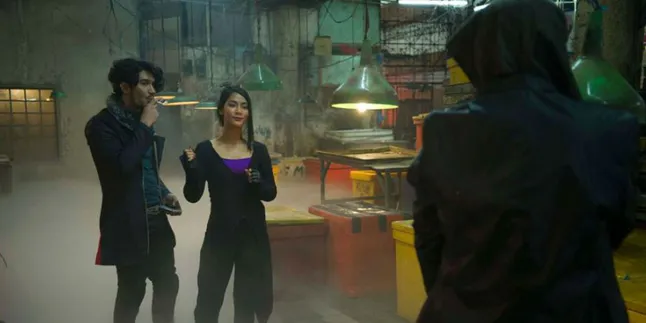 Tara Basro dan Reza Rahadian Terluka di Episode 3 HALFWORLDS!