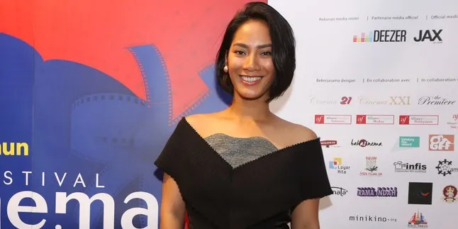 Tara Basro: Guru-Guru Gue Tuh Galak, Tapi ...