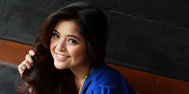 Tasya Nantikan Visualisasi Novel 'FIFTY SHADES OF GREY'