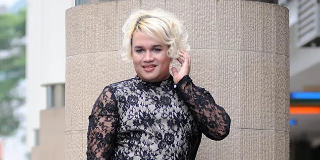 Tata Liem : Tolol Aja Kalau Pria Gak Naksir Agnes Monica Tata Liem : Tolol Aja Kalau Pria Gak Naksir Agnes Monica