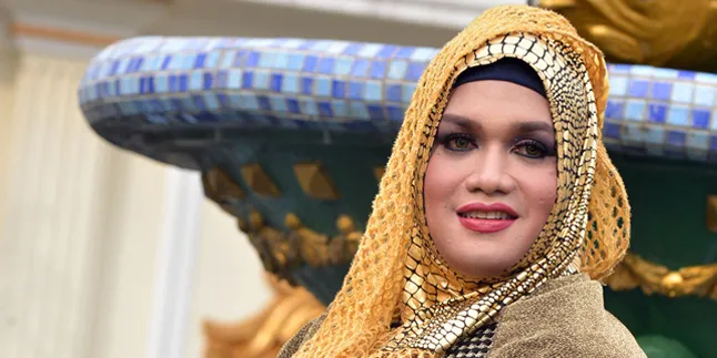 Tata Liem: Tak Mungkin Pakai Jilbab, Karena Saya Pria