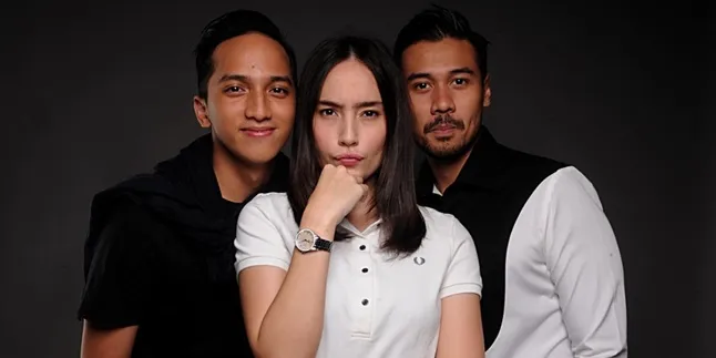 Tatjana Dkk Bikin Yakin Penulis Novel 'Negeri Van Oranje' Tatjana Dkk Bikin Yakin Penulis Novel 'Negeri Van Oranje'