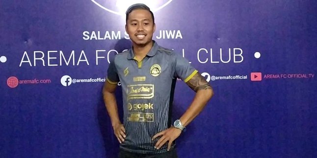 New Arema FC Player's Lion Head Tattoo Attracts Attention