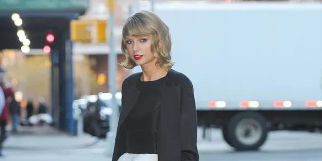 Taylor Swift, Dari Musik Country ke Pop