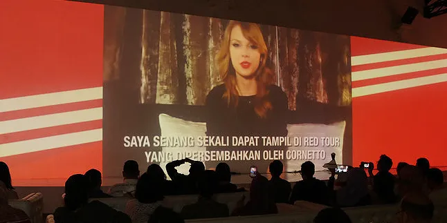 Taylor Swift Senang Bisa Konser di Jakarta!