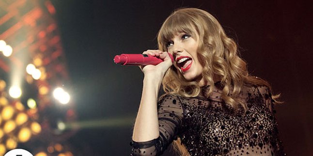 Taylor Swift Tidak Suka Alkohol, Tapi Meminum Anggur