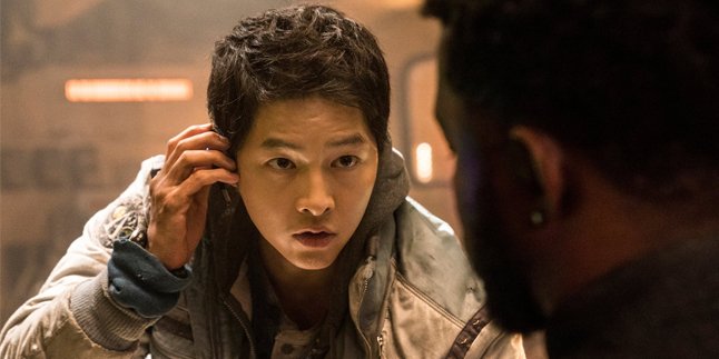 First Teaser of 'SPACE SWEEPERS', Song Joong Ki's Latest Film in Thriller Sci-Fi Genre Full of Challenging Actions