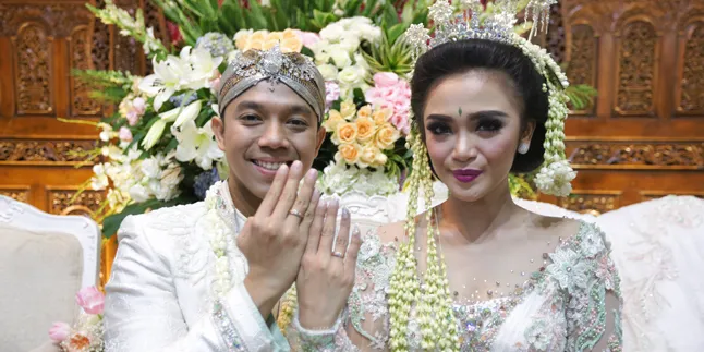 Tegas Baca Ijab Kabul, Sheza Idris dan Surya Resmi Menikah