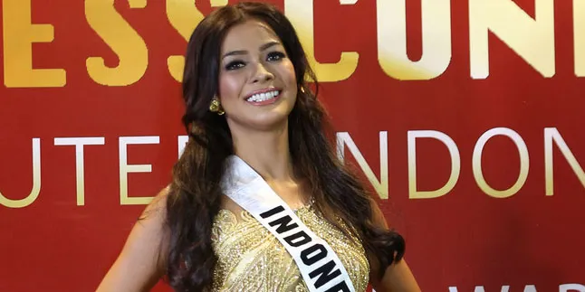 Telpon Pacar Jadi Tips Atasi Bosan Ala Kezia Warouw