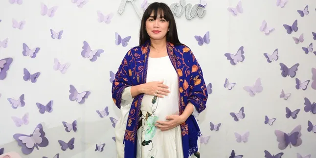 Temani Bunda Lahiran, Begini Cerita Anak Ussy Soal Adik Barunya Temani Bunda Lahiran, Begini Cerita Anak Ussy Soal Adik Barunya