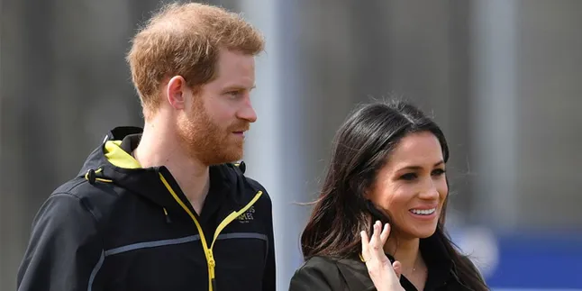 Tempat Bulan Madu Pangeran Harry & Meghan Markle Akhirnya Terungkap! Tempat Bulan Madu Pangeran Harry & Meghan Markle Akhirnya Terungkap!