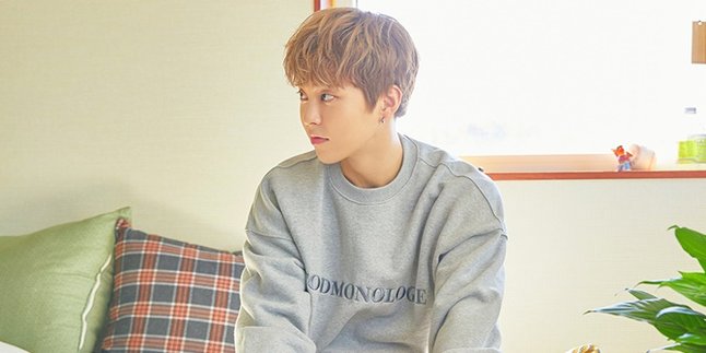 Fans Reunion, Xiumin EXO Will Hold a Live Broadcast on V Live to Celebrate the End of Mandatory Military Service