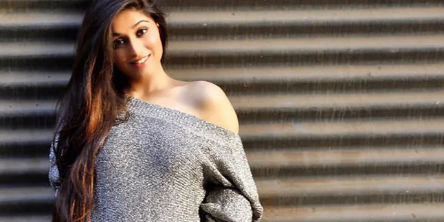 Temukan Tambatan Hati, Soumya Seth Bakal Nikah Januari 2017?