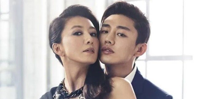 Famous in 'THE WORLD OF THE MARRIED', Kim Hee Ae's Seductive Old Photos Resurface