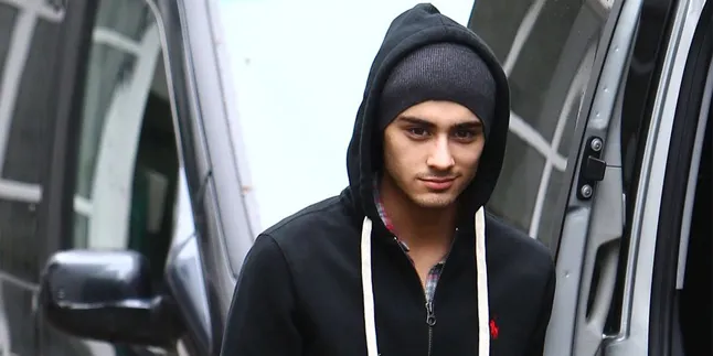 Tenar, Zayn Malik Ngaku Hanya Mau Pacaran Dengan Sesama Seleb