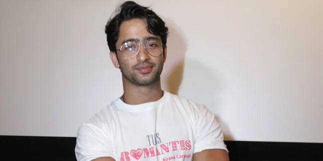 Tengah Malam, Shaheer Sheikh Unggah Foto Koleksi Barunya Tengah Malam, Shaheer Sheikh Unggah Foto Koleksi Barunya