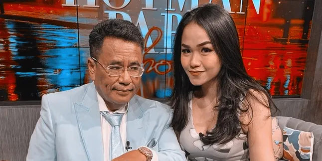 Tenny Amelia Putri, Co-Host Baru 'Hotman Paris Show' yang Cantik dan Hot