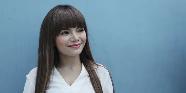 Terbakar Cemburu, 3 Fans Cowok Dinar Candy Dipukul Pacar Setelah Minta Foto Bareng