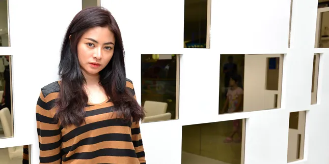 Terbiasa Tampil Terbuka, Vitalia Sesha Dipaksa Anak Berjilbab Terbiasa Tampil Terbuka, Vitalia Sesha Dipaksa Anak Berjilbab