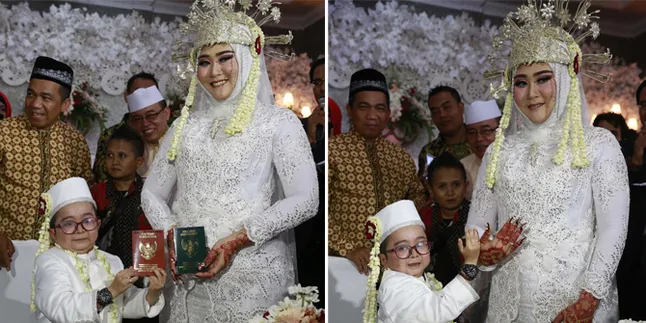 Terharu, Daus Mini Teteskan Air Mata di Pernikahan Ketiganya Terharu, Daus Mini Teteskan Air Mata di Pernikahan Ketiganya