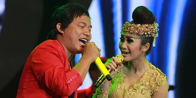 Terima Job Malam Tahun Baru, Fitri Carlina Senang-Senang Terima Job Malam Tahun Baru, Fitri Carlina Senang-Senang