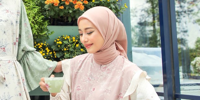 Terinspirasi dari Utopia, Koleksi Busana dan Scarf Bernuansa Pastel Siap Warnai Bulan Suci Ramadan