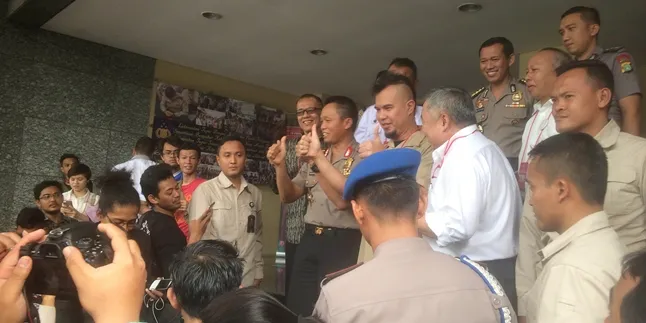 Ada Distorsi Berita, Ahmad Dhani - Kapolda Metro Jaya Berdamai