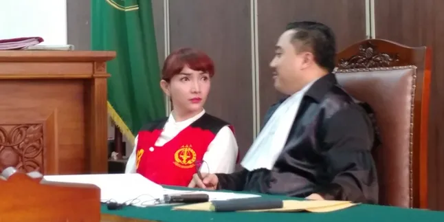 Terkena Kasus Narkoba, Roro Fitria Minta Maaf Kepada Ibunda