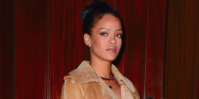 Terkuak, Ini Alasan Rihanna Batalkan Penampilannya di Grammy