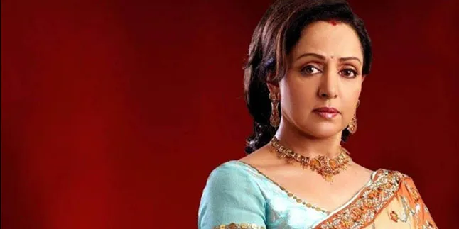 Terkulai Lemas di Rumah Sakit, Hema Malini Buka Suara Soal Korban