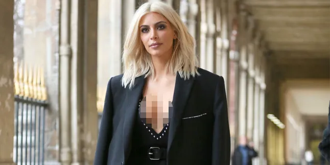 Terlalu Terbuka, Kim Kardashian Bakal Bikin Kamu Gagal Fokus Terlalu Terbuka, Kim Kardashian Bakal Bikin Kamu Gagal Fokus