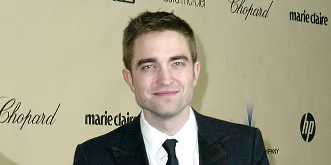 Terlalu Tua, Robert Pattinson Enggan Jadi 'Vampir' Kembali!