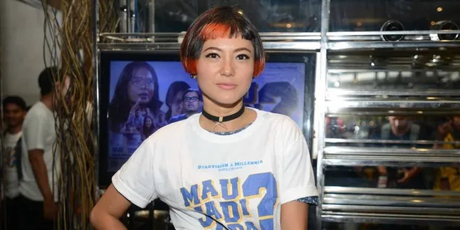 Terlibat ‘MAU JADI APA?’, Poppy Sovia Bingung Jadi Kembaran Komika Aci Resti Terlibat ‘MAU JADI APA?’, Poppy Sovia Bingung Jadi Kembaran Komika Aci Resti