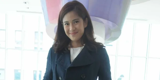 Terlibat 'AADC 2', Dian Sastrowardoyo Ingin Beri Kejutan Terlibat 'AADC 2', Dian Sastrowardoyo Ingin Beri Kejutan