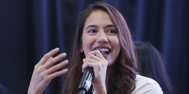 Terlibat Film Superhero 'SRI ASIH', Pevita Pearce Lakukan Persiapan Fisik Dari Sebelum Skenario Ditulis Terlibat Film Superhero 'SRI ASIH', Pevita Pearce Lakukan Persiapan Fisik Dari Sebelum Skenario Ditulis