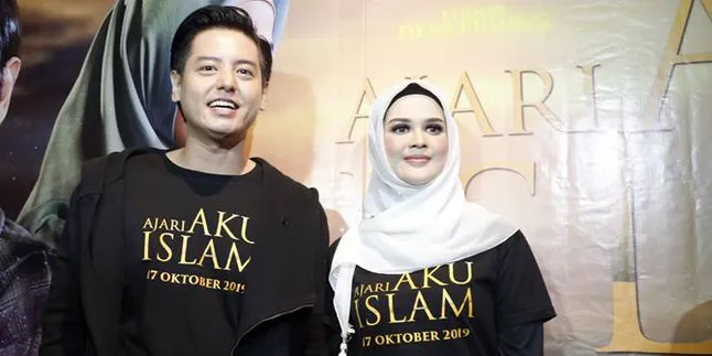 Terlihat Gemukan Usai Liburan, Cut Meyriska Hamil? Terlihat Gemukan Usai Liburan, Cut Meyriska Hamil?