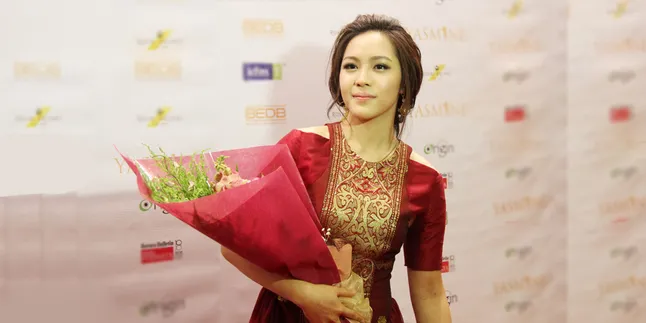 Ternyata Aktris Cantik Ini Grogi Saat Bertemu Reza Rahadian Ternyata Aktris Cantik Ini Grogi Saat Bertemu Reza Rahadian