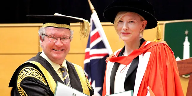 Ternyata Cate Blanchett Juga Kagum Pada Emma Watson