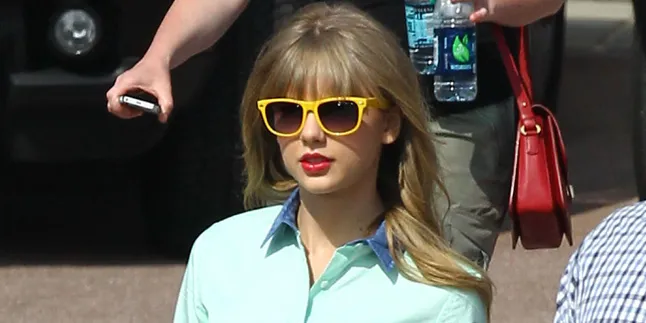 Ternyata Taylor Swift Pernah Cinta Lokasi