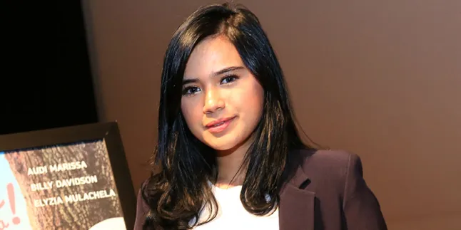 Tertunda Dua Tahun, Film 'UDAH PUTUSIN AJA!' Siap Tayang di 2018 Tertunda Dua Tahun, Film 'UDAH PUTUSIN AJA!' Siap Tayang di 2018