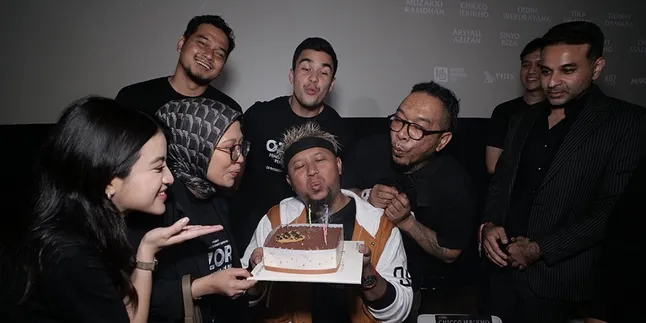 Revealed: The Reason Anggy Umbara Collaborates with Sukatani Band for the Soundtrack of the Film 'OZORA'